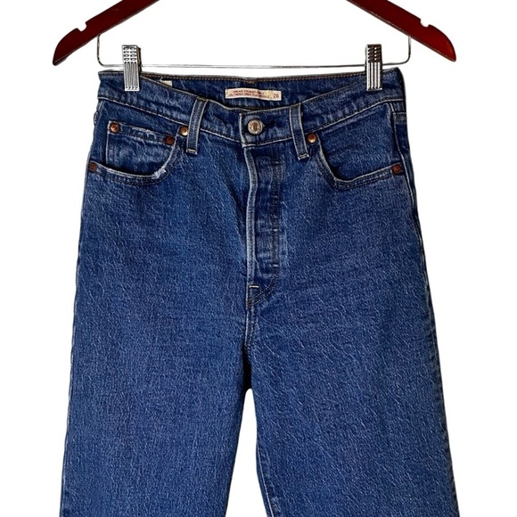 Levi's Women's Ribcage Straight Ankle Jeans- Size 26 - Picture 6 of 14